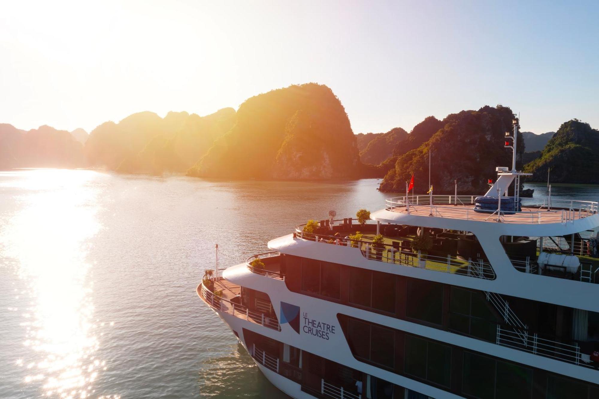 Hotel Le Theatre Cruises - Wonder On Lan Ha Bay Hạ Long Exterior foto